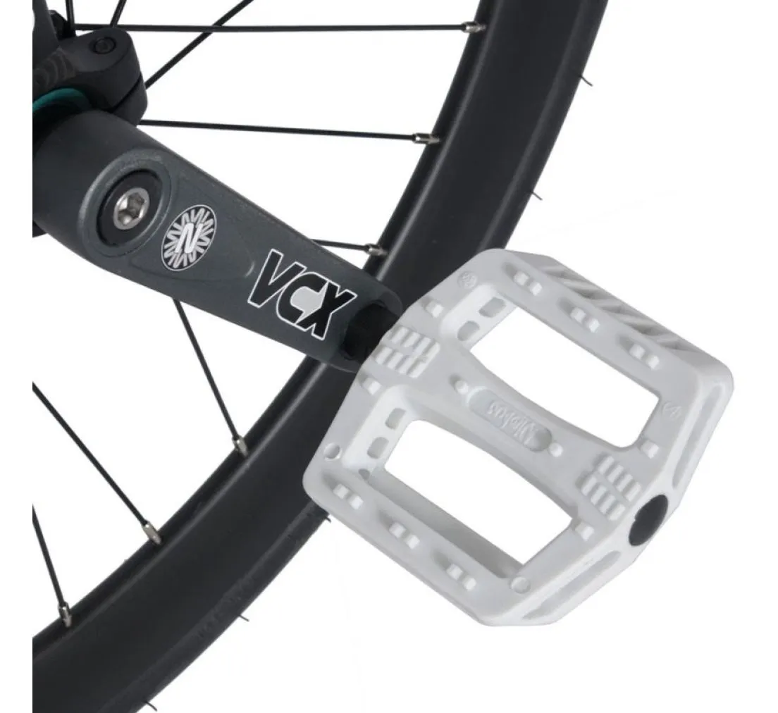 Nimbus E-Sport Race 24 inch unicycle – Circus-expert.com - The