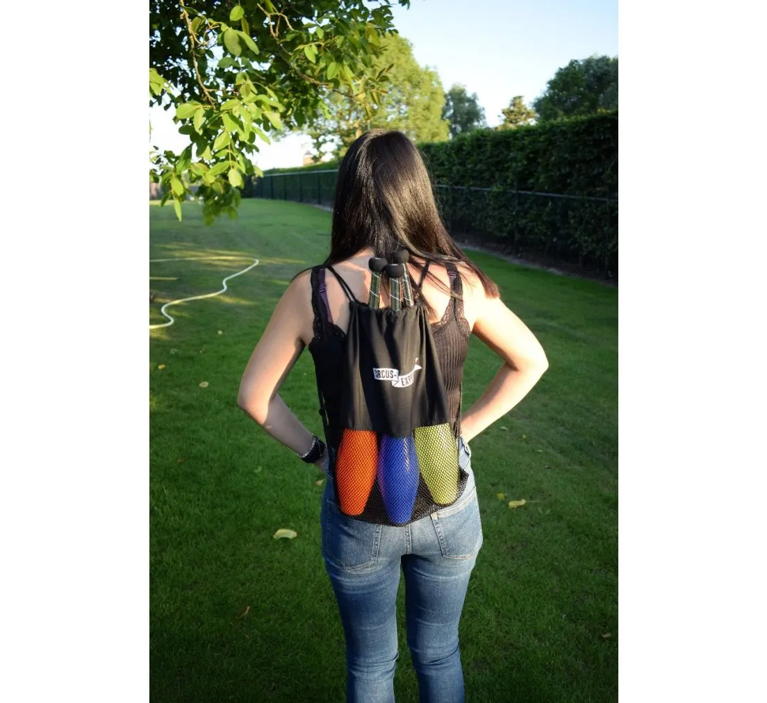 Backpack for juggling clubs