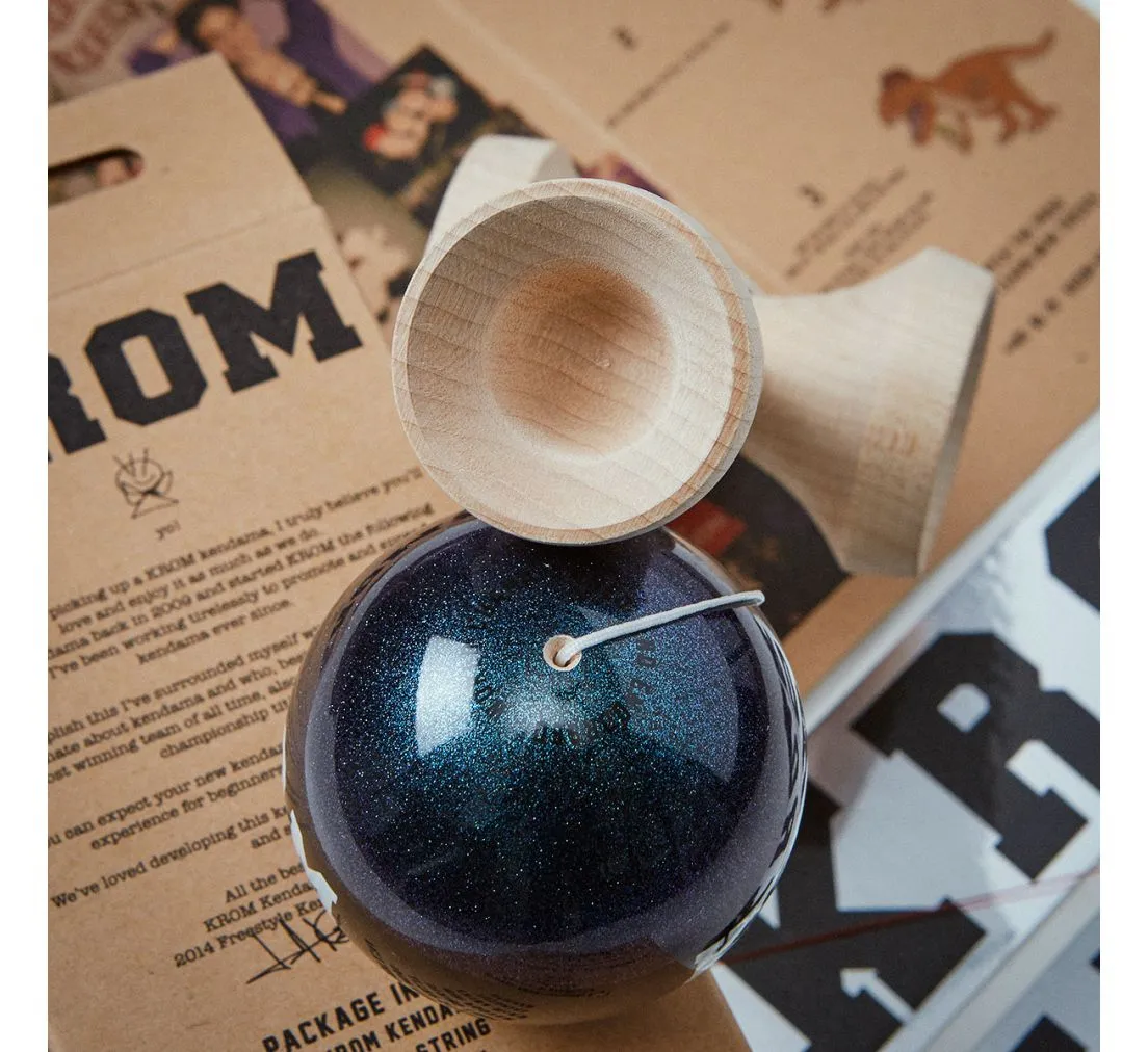KROM Kendama - Strogo 1% Bioluminescence